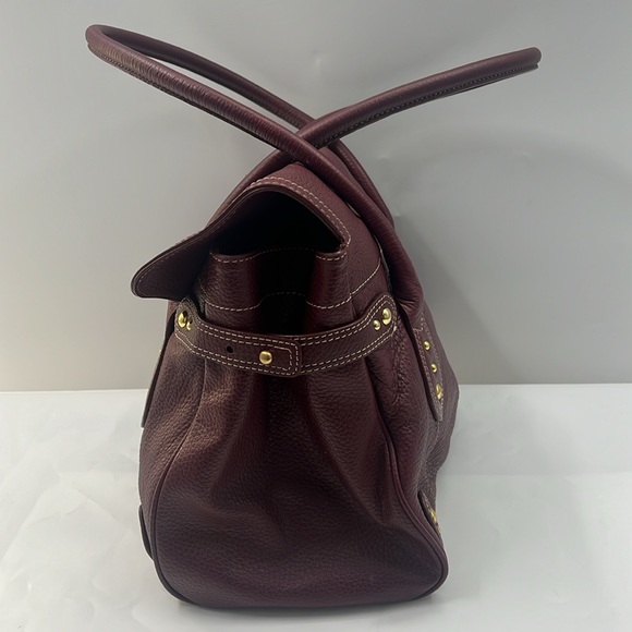 MAXX New York Signature Leather Handbag - Picture 2 of 12